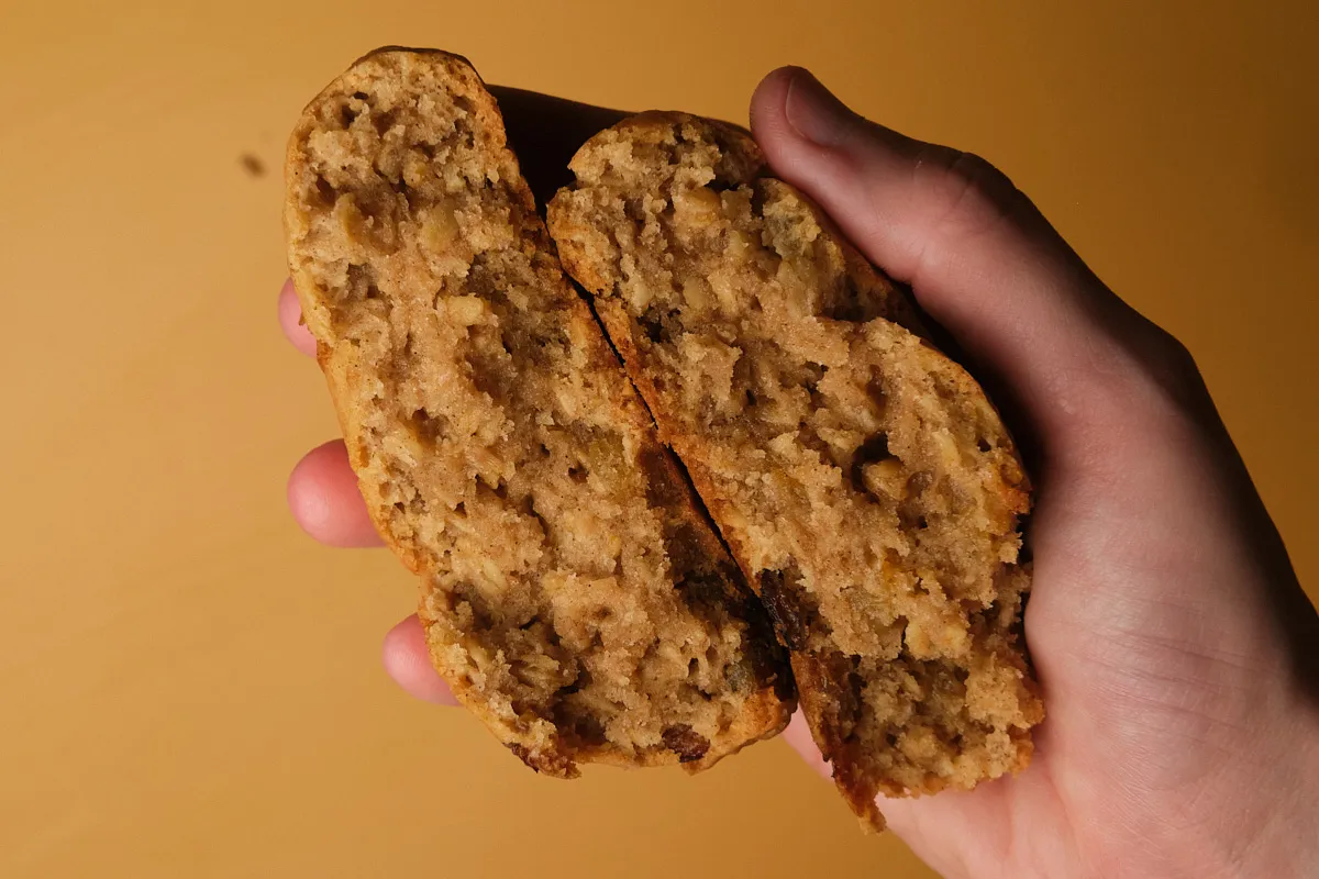 Фото Oatmeal Raisin / Вівсяне | Купити вівсяни кукіз з родзинками